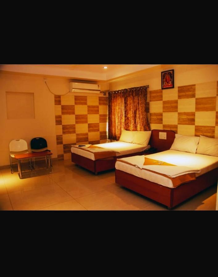 Hotel Apple Sai Residency Ширди Экстерьер фото