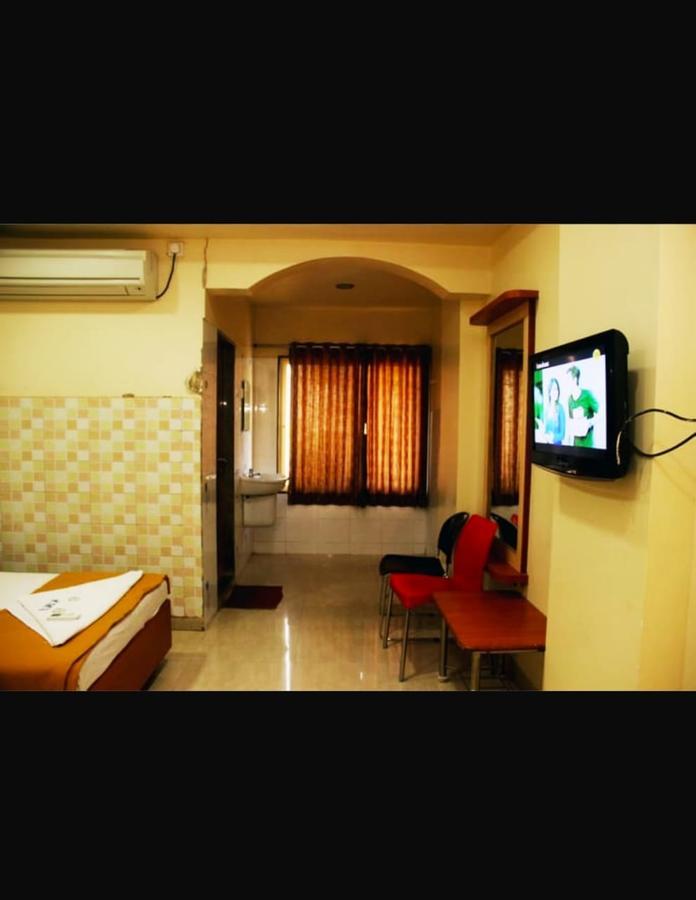 Hotel Apple Sai Residency Ширди Экстерьер фото